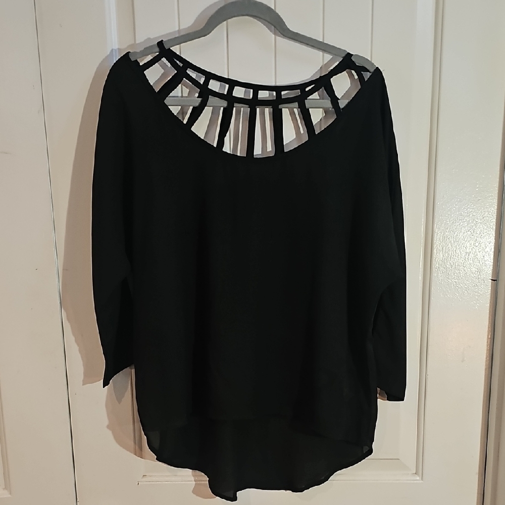 Takara Black 3/4 Sleeve Cut Out Blouse